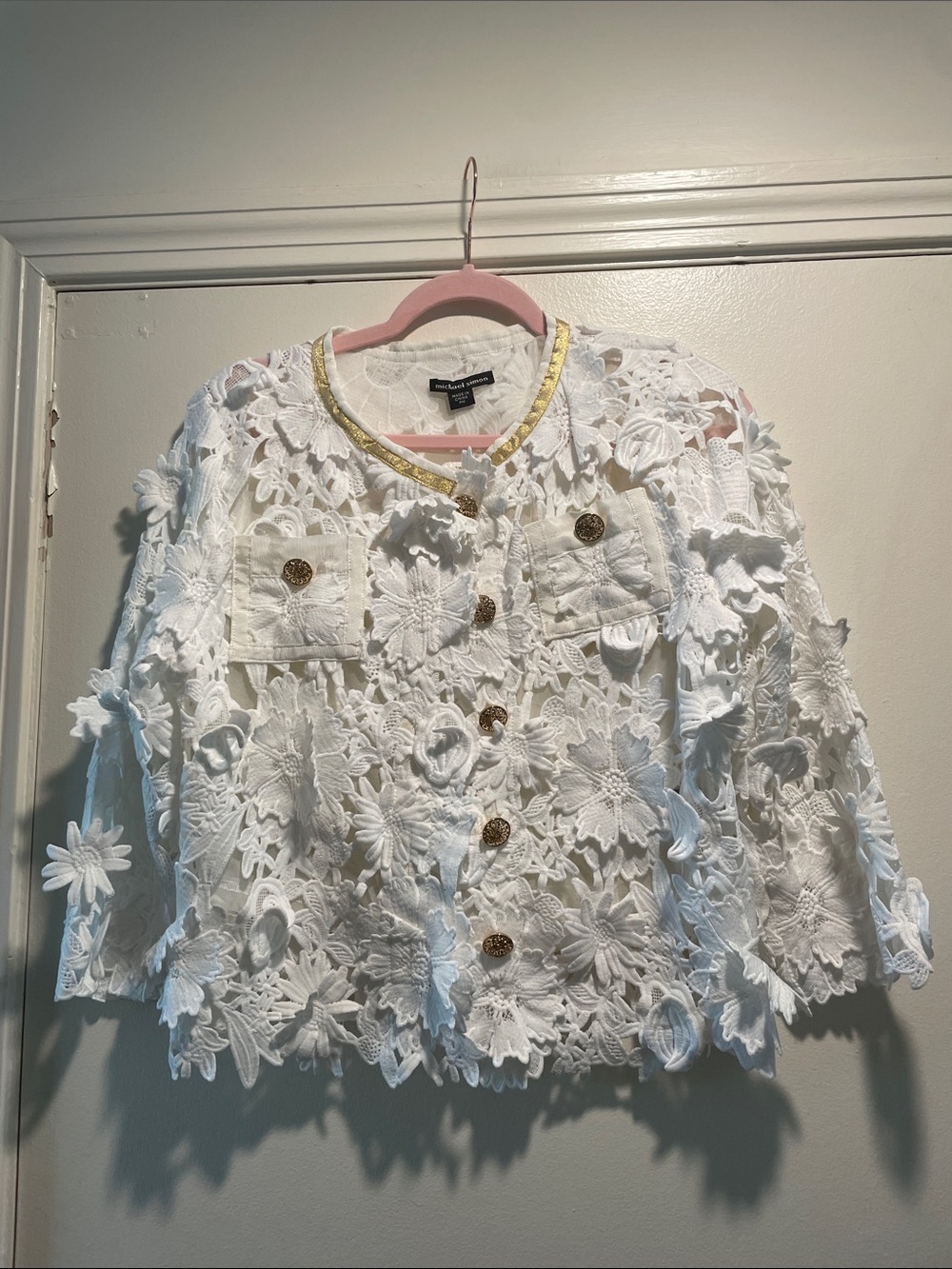 Michael Simon Elegant White Floral Lace Jacket with Gold Trim Button Down